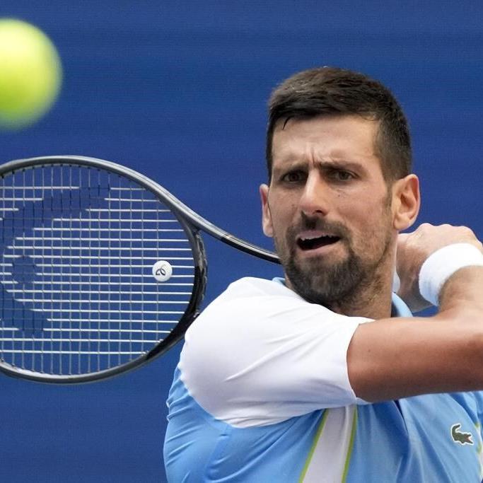 Djokovic and Swiatek roll, Tsitsipas falls in hot, sticky US Open second round